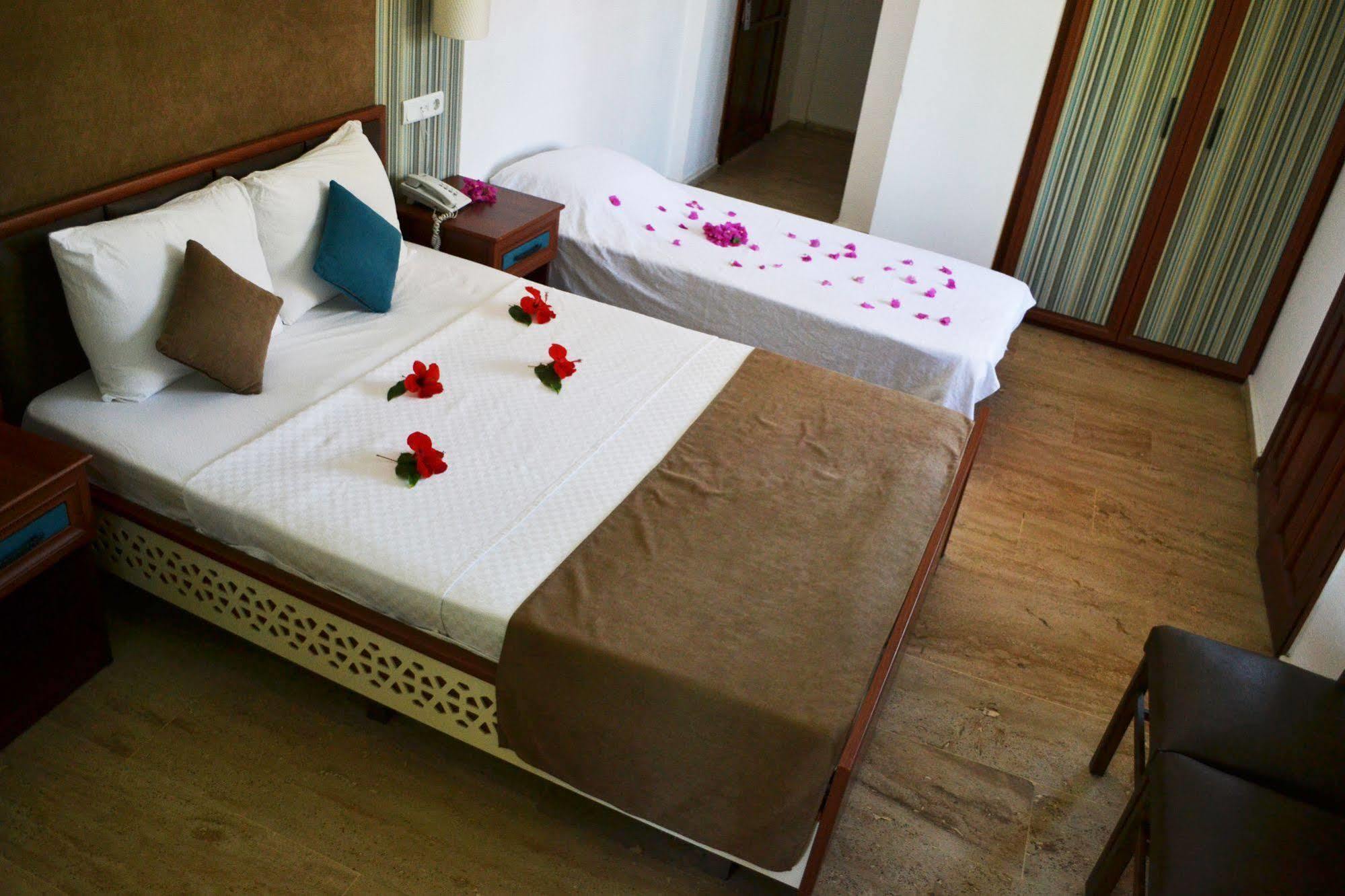 Oskay Hotel Dalyan Exterior photo