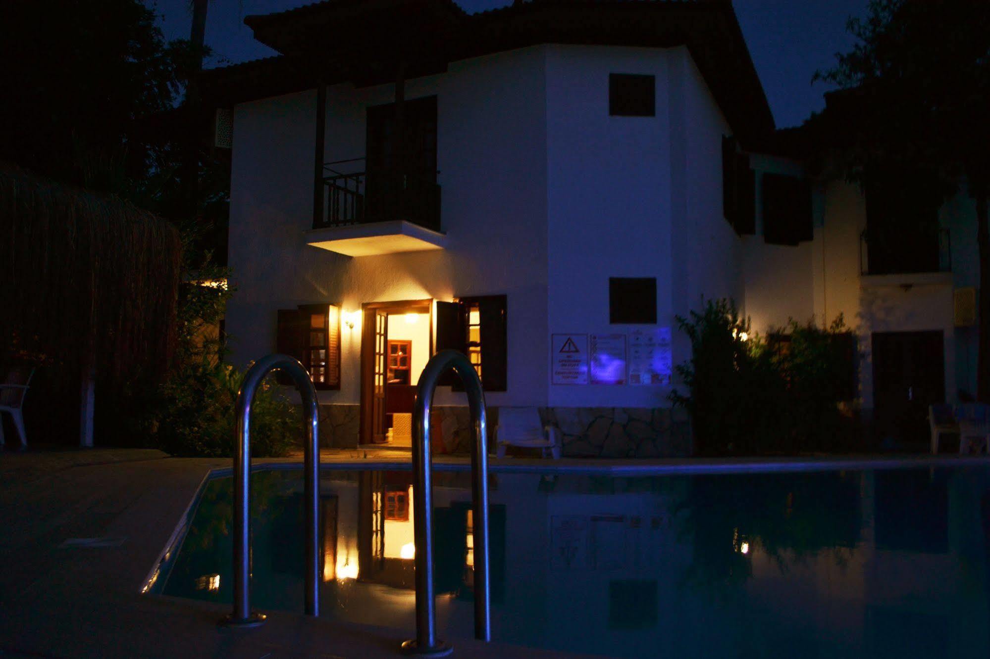 Oskay Hotel Dalyan Exterior photo
