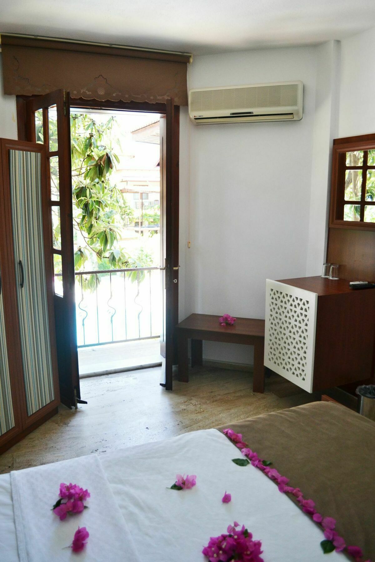 Oskay Hotel Dalyan Exterior photo
